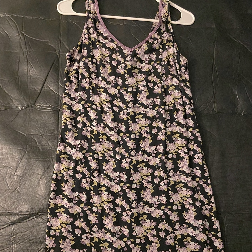 Floral pattern knee length dress